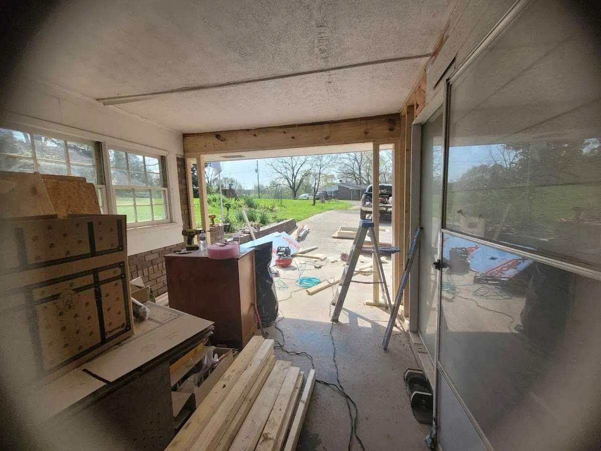 Air movers and dehumidifier for Water Mitigation Services in Town and Country